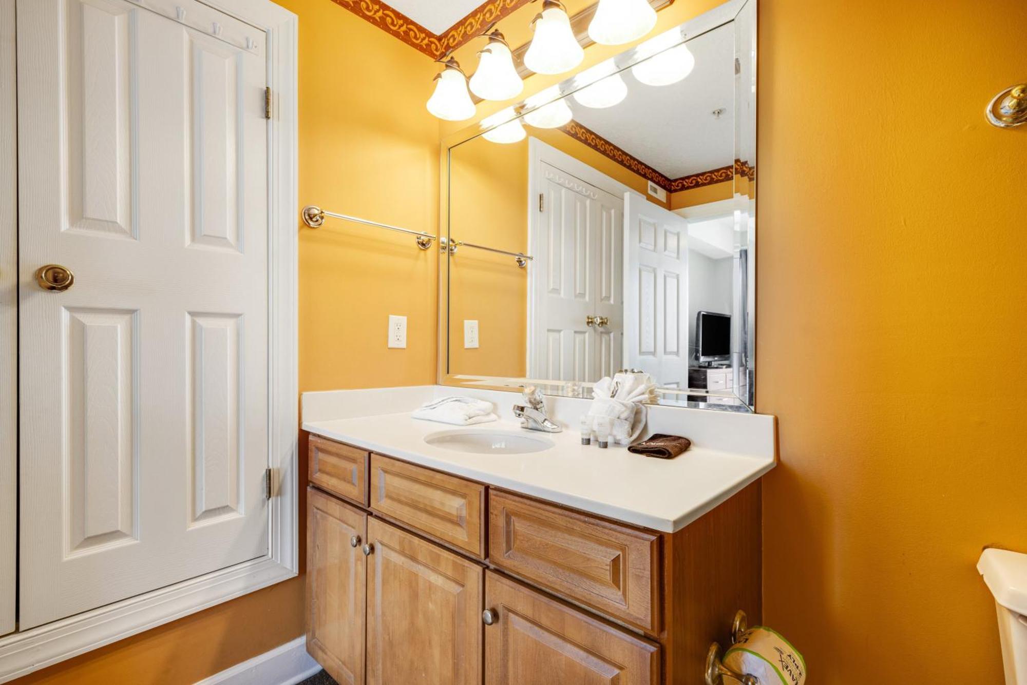 Parking Included-Beachfront 2Bd Ocean Villa! Gorgeous Amenities, Private Complex Panama City Beach Extérieur photo